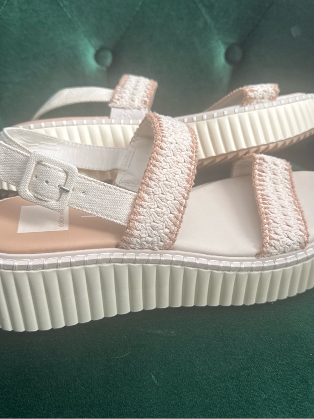 Dolce Vita 9.5 cream tan sandals
